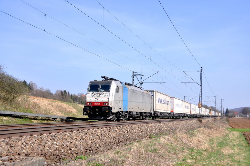 186 109 von Railpool f�r Lokomotion unterwegs ist mit dem Ekol auf der fahrt nach Worms.Aufgenommen bei Ebersbach/Fils am 28.3.2012