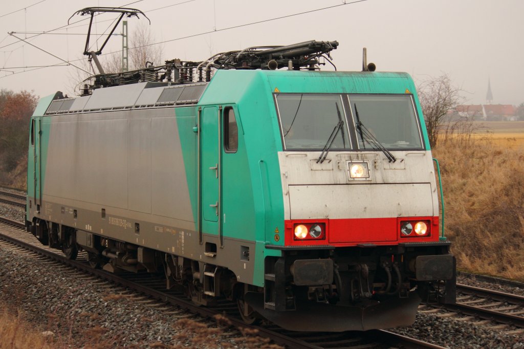 186 129-3 X-Rail als Tfzf kurz nach Staffelstein am 29.02.2012.