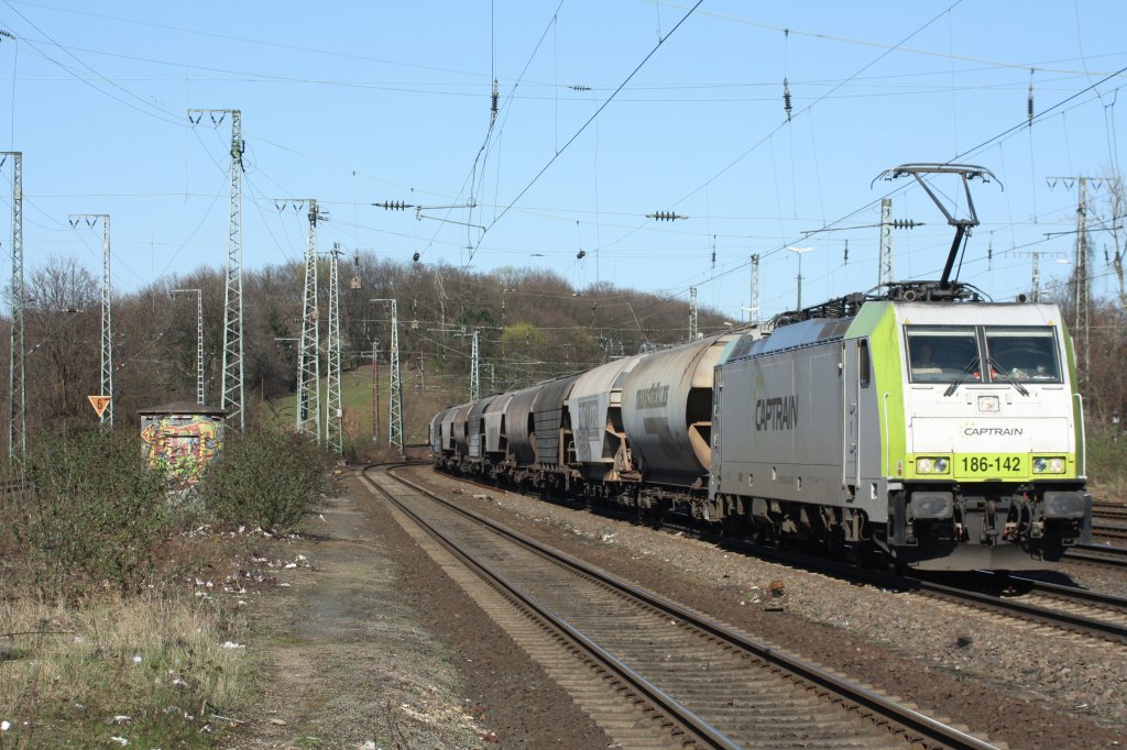 186 142 Captrain in Kln West am 19.03.11