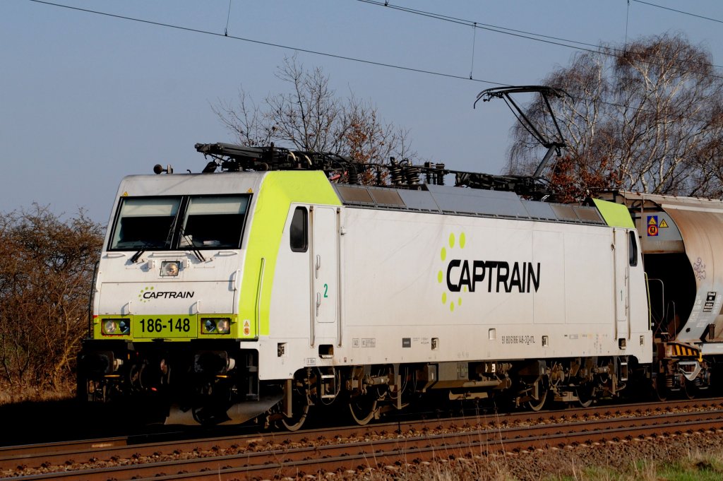 186 148 Captrain am 29.03.2011 bei Woltorf