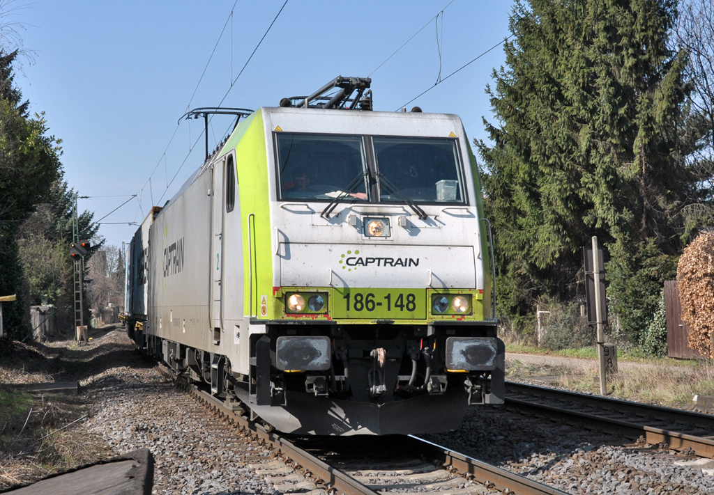186-148 CAPTRAIN durch Bonn-Beuel - 27.03.2013