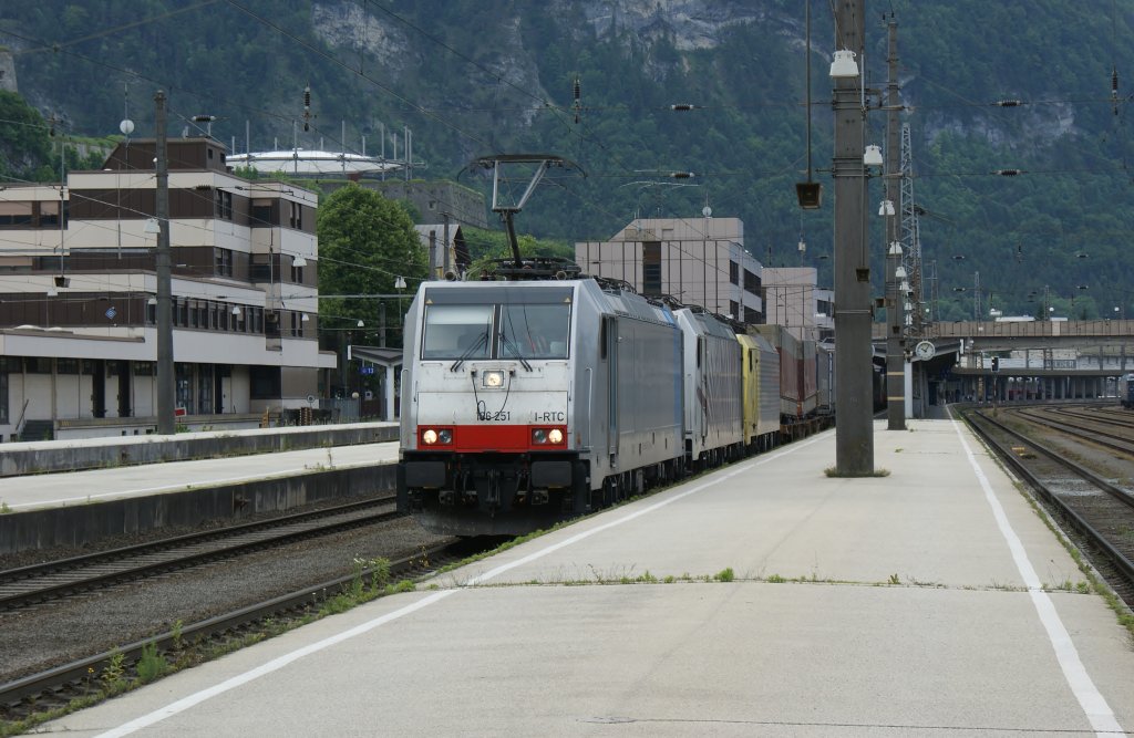 186 251 in Kufstein (Lokomotion) am 06.06.2012