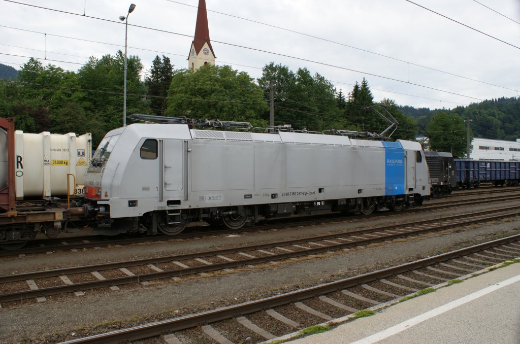 186 287-9 in Kufstein am 06.06.2012