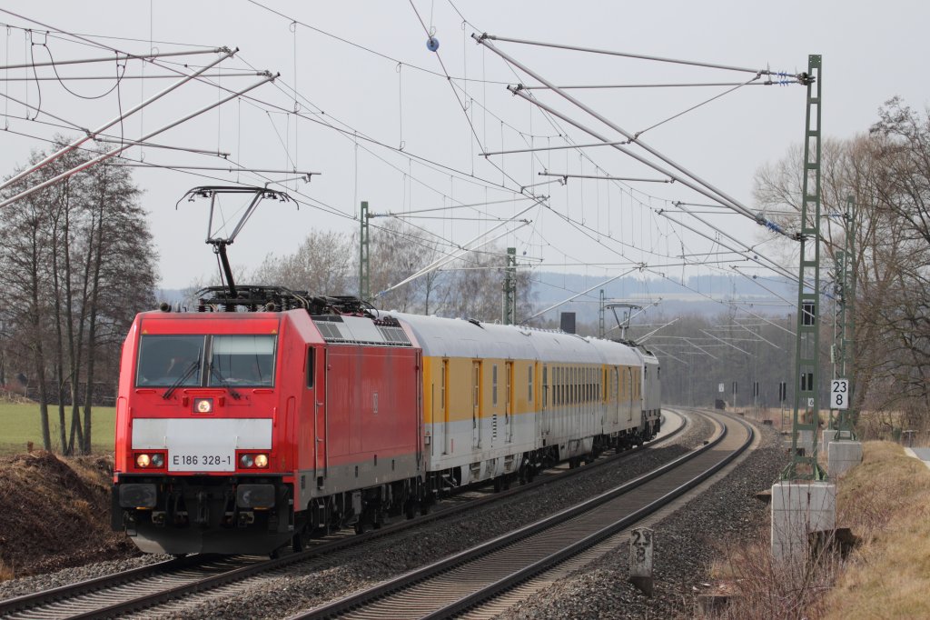186 328-1 DB bei Staffelstein am 26.03.2103.