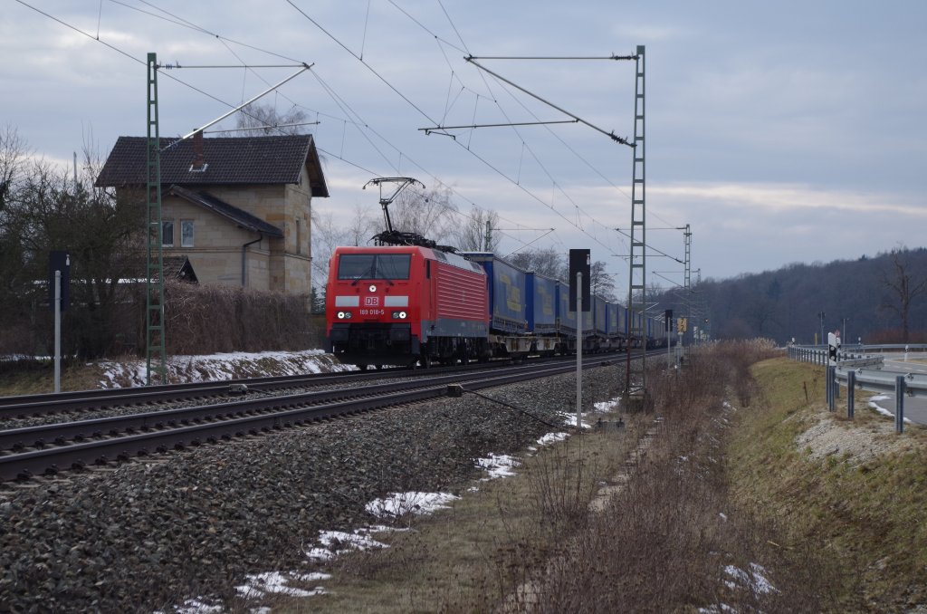 189 018 mit Lkw-Walter Klv am 17.03.2013 bei Nagel. 