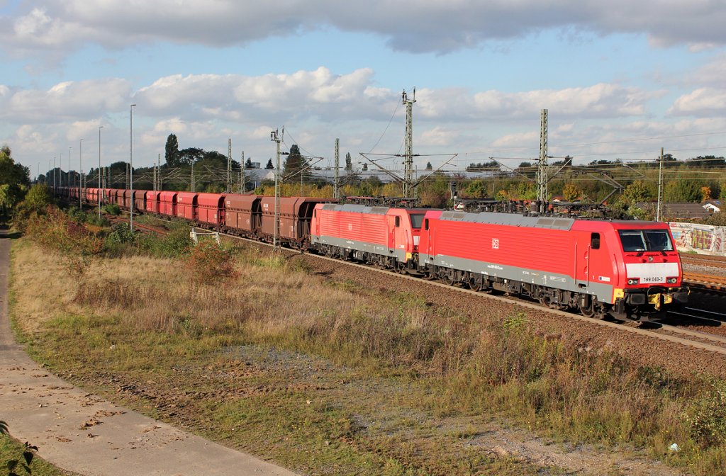 189 043-3 und 189 037-5 bei Porz(Rhein) am 15.10.2012