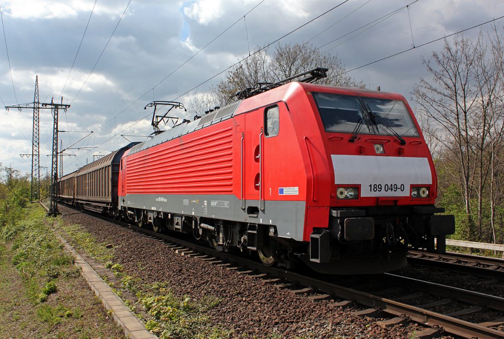 189 049-0 kurz vor der Klner Sdbrcke am 20.04.2012