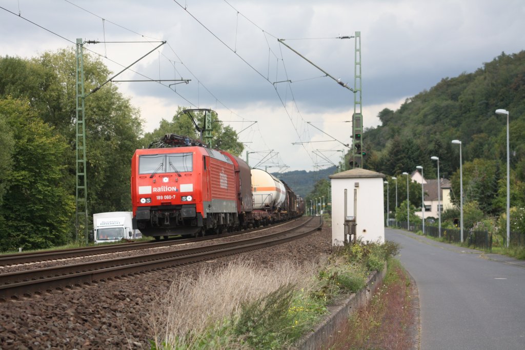 189 060-7 fuhr am 30.08.11 durch Leubsdorf.