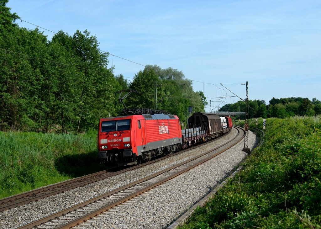 189 060 mit einem Gterzug am 29.05.2011 bei Gutmart.