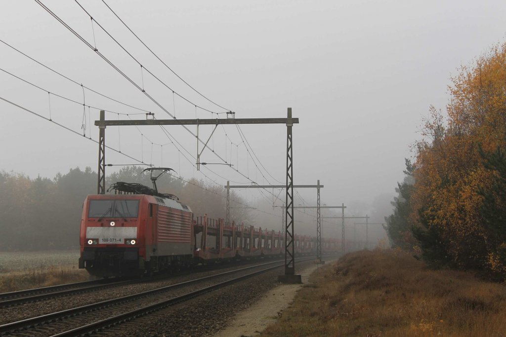 189 071-4 mit Gterzug 47733 Amersfoort-Osnabrck bei Holten (NL) am 19-11-2012.