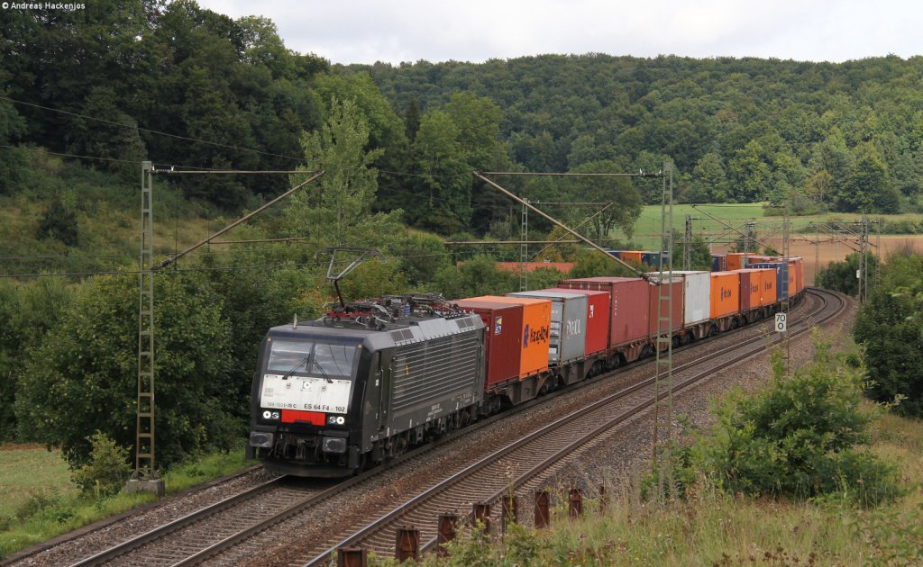 189 102-7 mit einem Containerzug bei Urspring 31.8.12