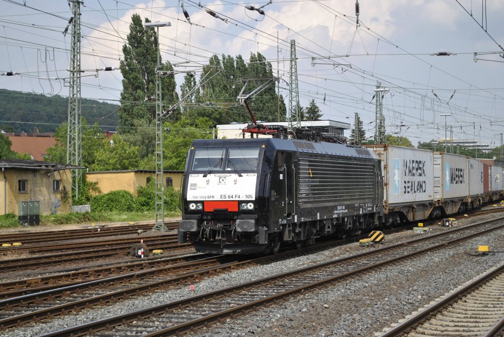 189 105, bei der Durchfahrt in Hameln am 12.07.2011.