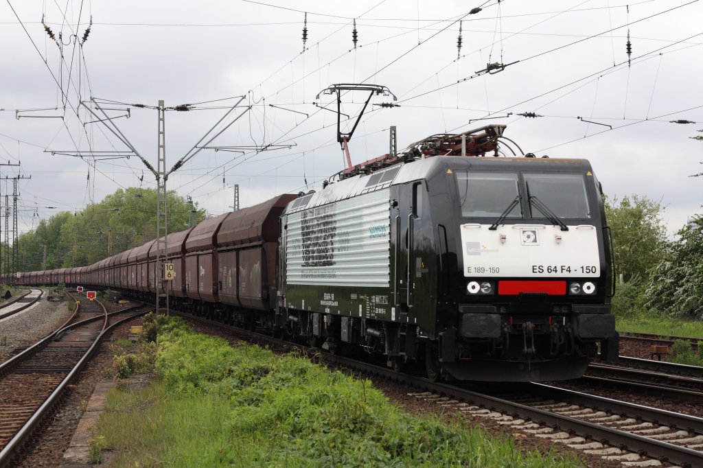 189 150-6 (Siemens-Jubil�umslok) f�hrt mit einem Ganzzug Kohlewagen in Richtung Leipzig-Sch�nefeld. Fotografiert am 15.05.2010 in Leipzig-Thekla.