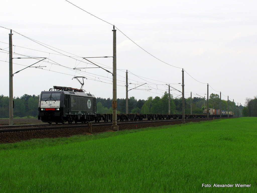 189 200 der ITL war die einzige private Maschine, welche am 1.Mai durch L�pten Richtung Cottbus fuhr.
