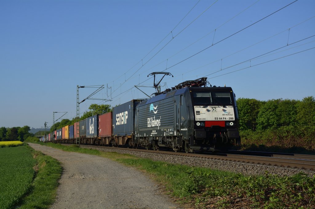 189 286 bei der Durchfahrt Menden am 05.05.13.