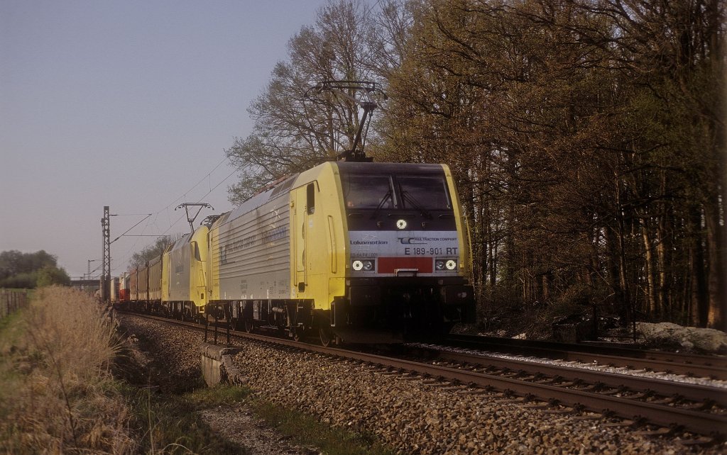 189 901 + 182 537  bei Grokarolinenfeld  19.04.09