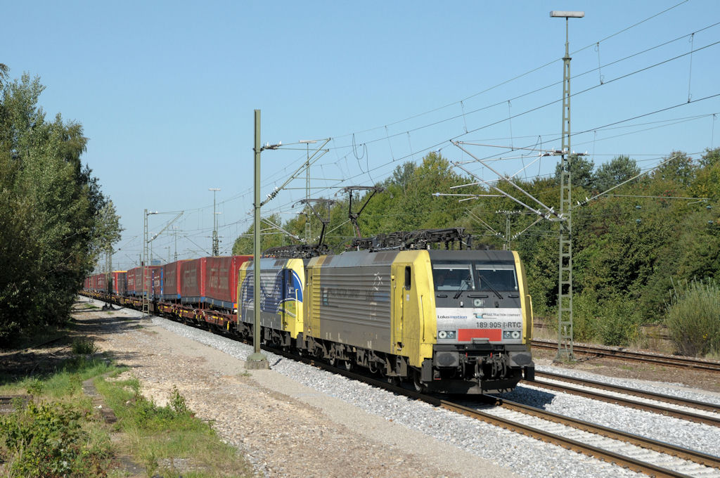 189 905 & 912 am 03.09.11 mit dem Winner (DGS 43129) bei Haar/M�nchen