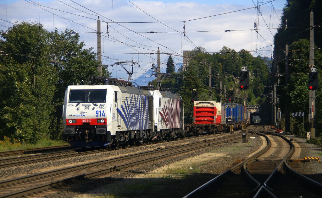189 914 und 185 666 der Lokomotion mit einem G�terzug in Richtung Innsbruck. Aufgenommen am 9. September in Brixlegg.
