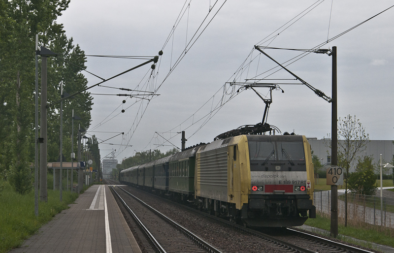 189 917 von Lokomotion leistete am 1. Mai 2010 Schub am DPE 93794 (Nrnberg Hbf - Konstanz). Hier zu sehen in Konstanz Wollmatingen.