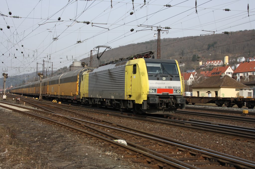 189 923-6 bei der Durchfahrt in Gemnden am 12.03.11