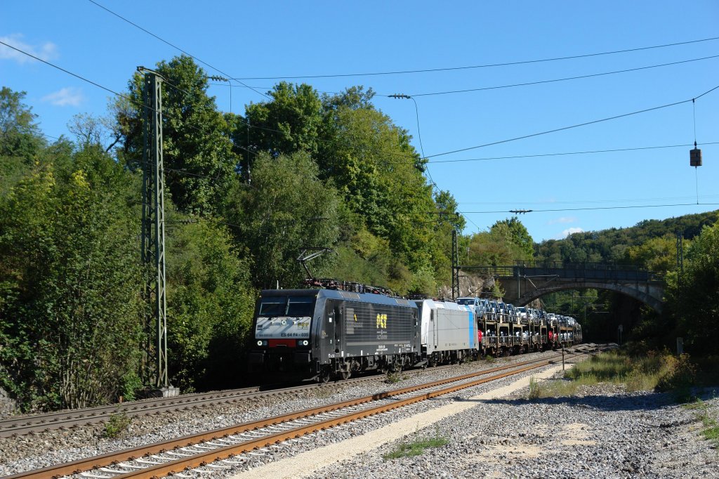 189 935 + 185 690 mit einem PCT-Zug von Fallersleben nach M�nchen am 06.09.2011 unterwegs bei M�hren.