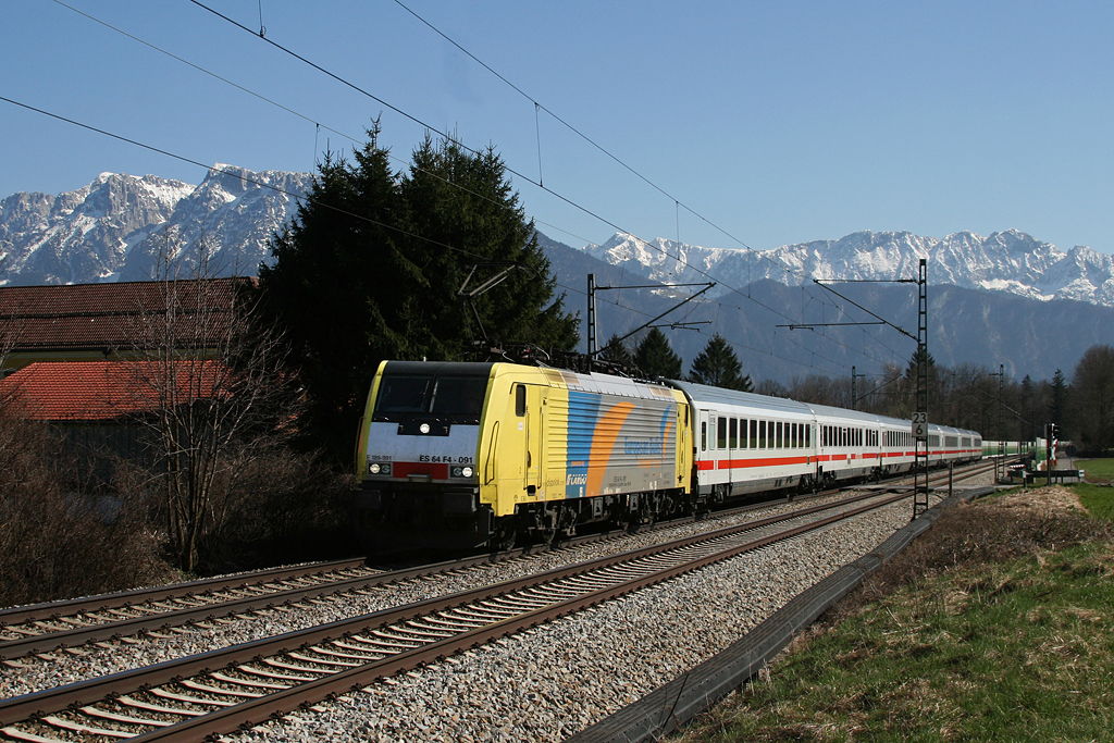 189 991 mit EC 80 am 7.4.2010 bei Niederaudorf.