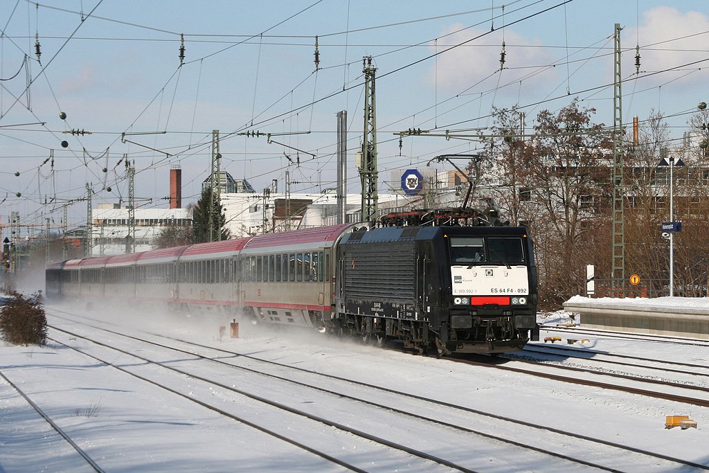 189 992 mit EC 87 am 31.01.2010 am Heimeranplatz in M�nchen.