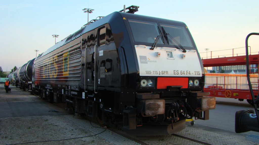 189.115/ES64F4-115, Transport und Logistik Messe Mnchen 2011.