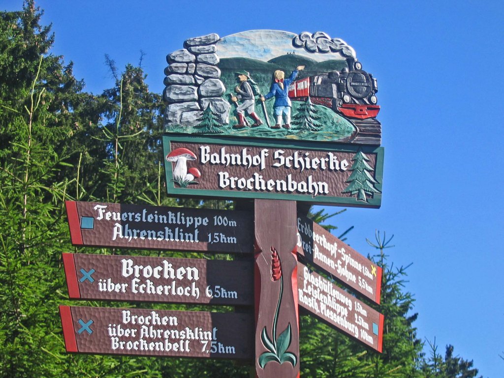 19.08.06 Wegweiser am Bf Schierke