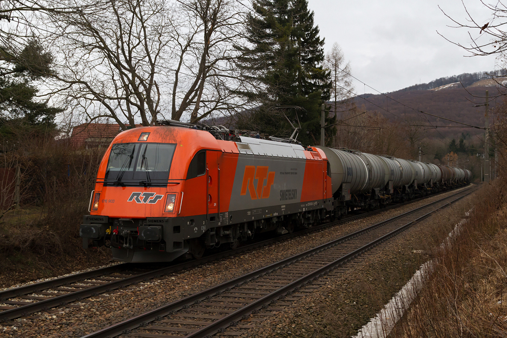 19.2.12 RTS hat seine Flotte mit einer weiteren 1216 aufgestockt. Unter der Nummer 1216 903 verkehrt das neue Triebfahrzeug und bespannte den 17min verspteten SRID 49988 von Hegyeshalom nach Passau.