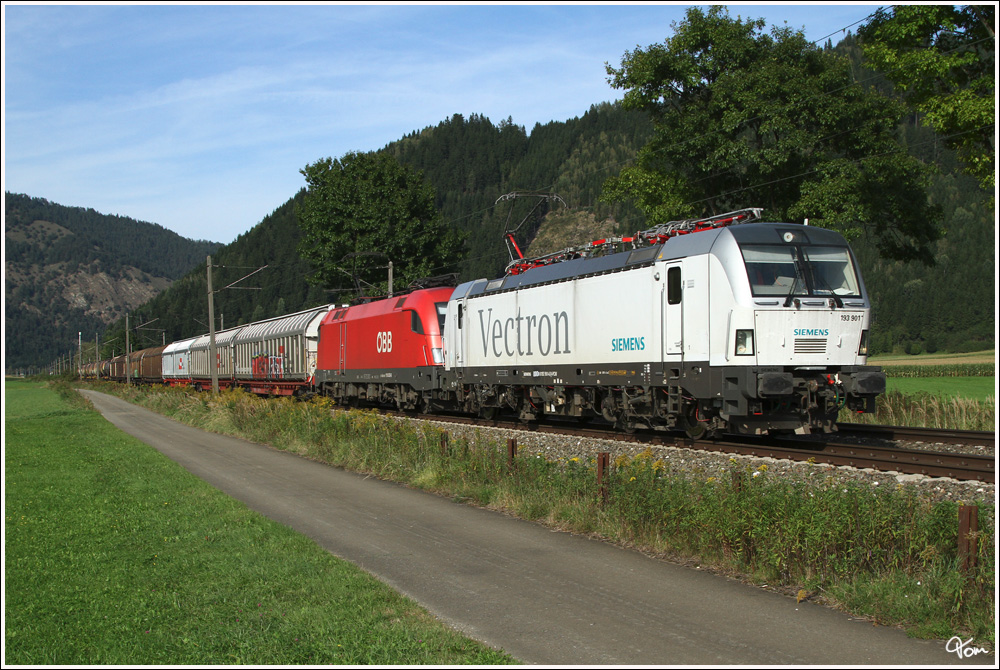 193 901 Vectron und 1116 030 mit Gterzug 54575 von Graz Vbf nach Villach Gvbf.   St. Lorenzen 17.9.2012