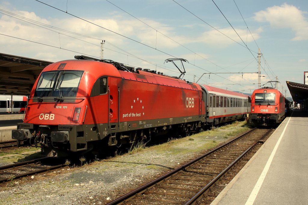 2 1216er waren am 17.07.2011 in Villach Hbf zu sehen. (1216 128 und 1216 129)