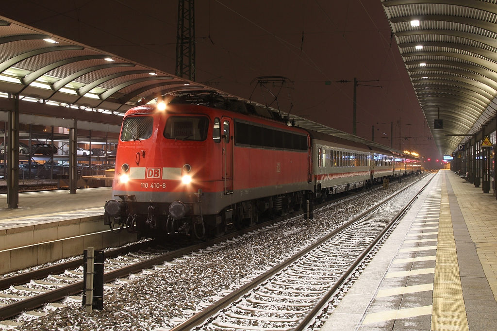 2 Tage vor dem Fristablauf war 110 410-8 mit dem IC 2051 Saarbrcken - Frankfurt (Main) in Kaiserslautern