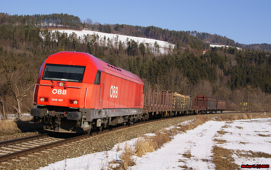 2016 007 war am 21.02.2012 mit VG77223 von Wiener Neustadt Hbf nach Aspang unterwegs.