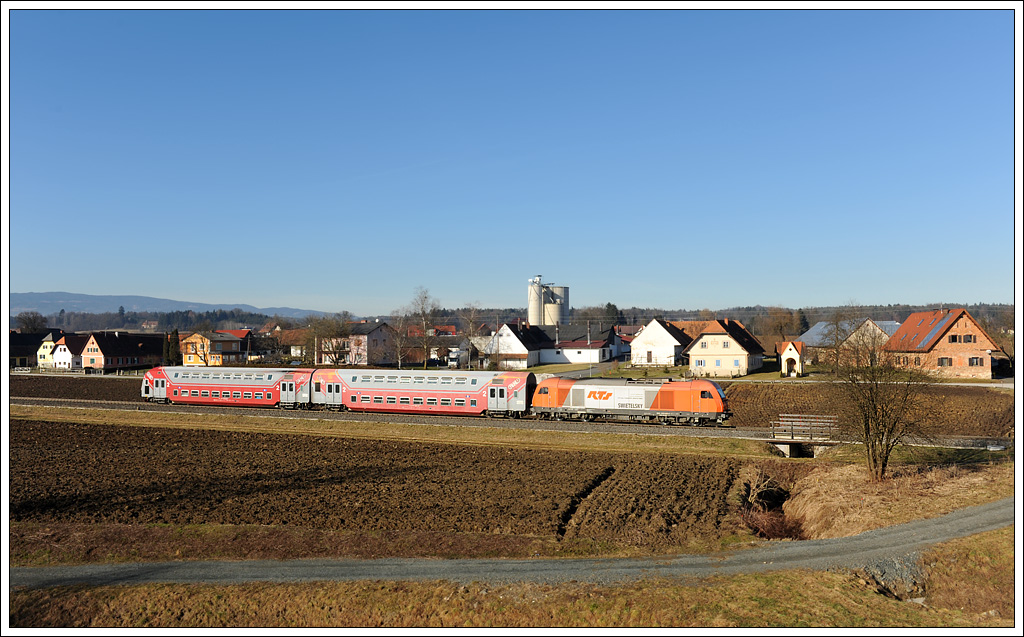 2016 905 mit dem R 4372 von Wies ber Werndorf nach Graz am 18.1.2011 kurz nach der Haltestelle Gussendorf aufgenommen.