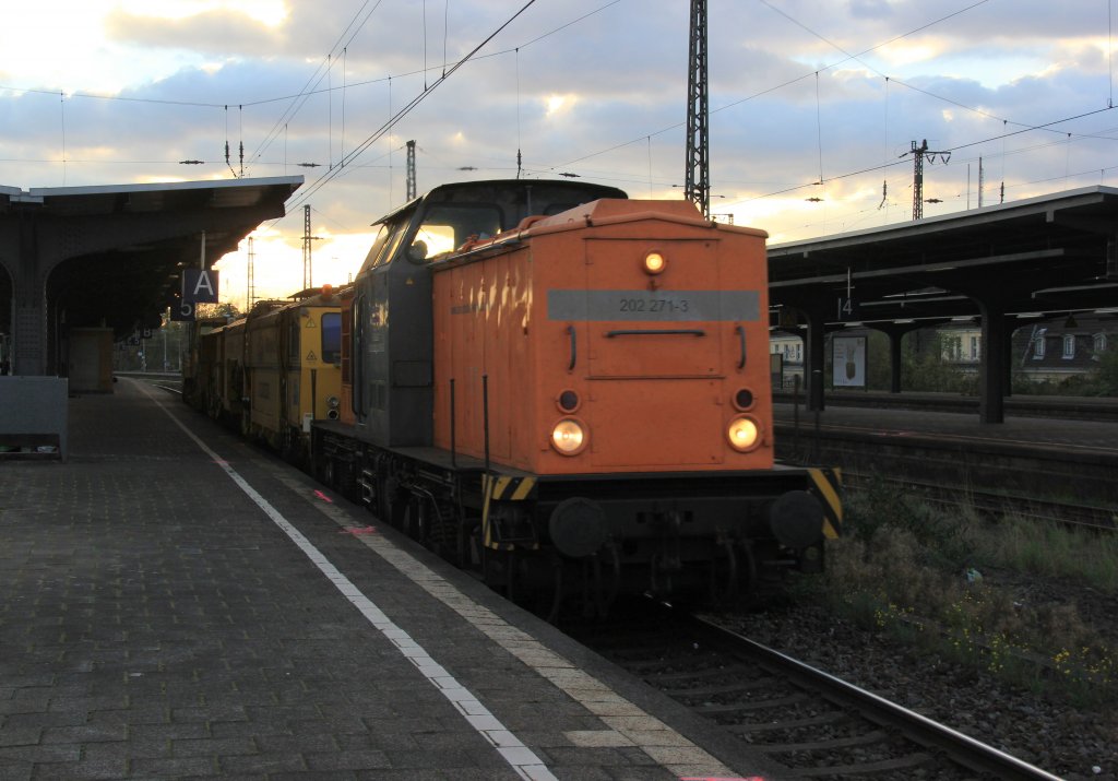 202 271-3 in Wanne Eickel Hbf, Oktober 2012.