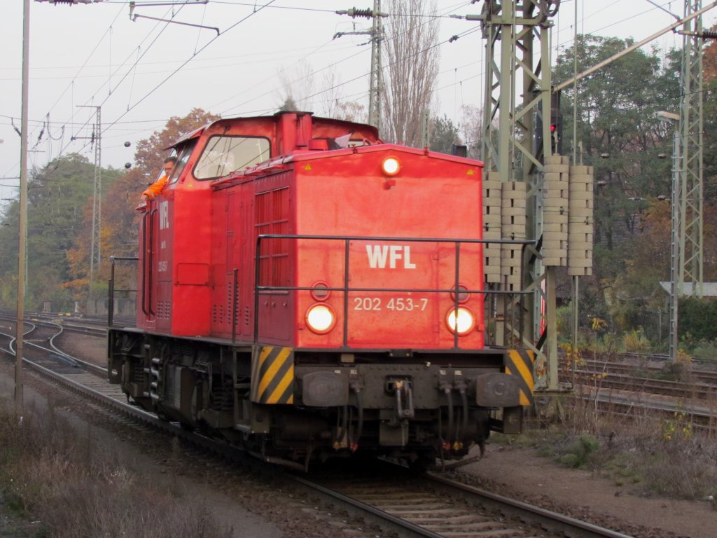 202 453 7 der WFL beim Rangieren im Bahnhof von Berlin Wannsee am 06.11.2011