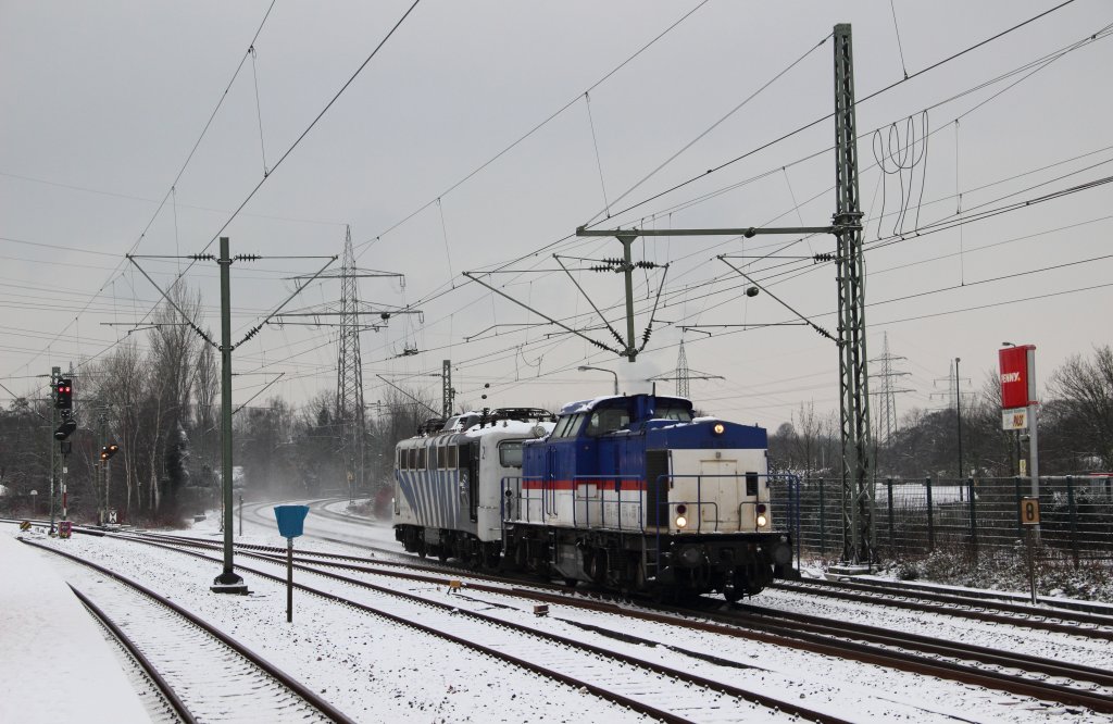 203 162-3 + 139 177-0 als berfhrungsfahrt nach Kln-Gremberg in Dsseldorf-Eller am 14.01.2013