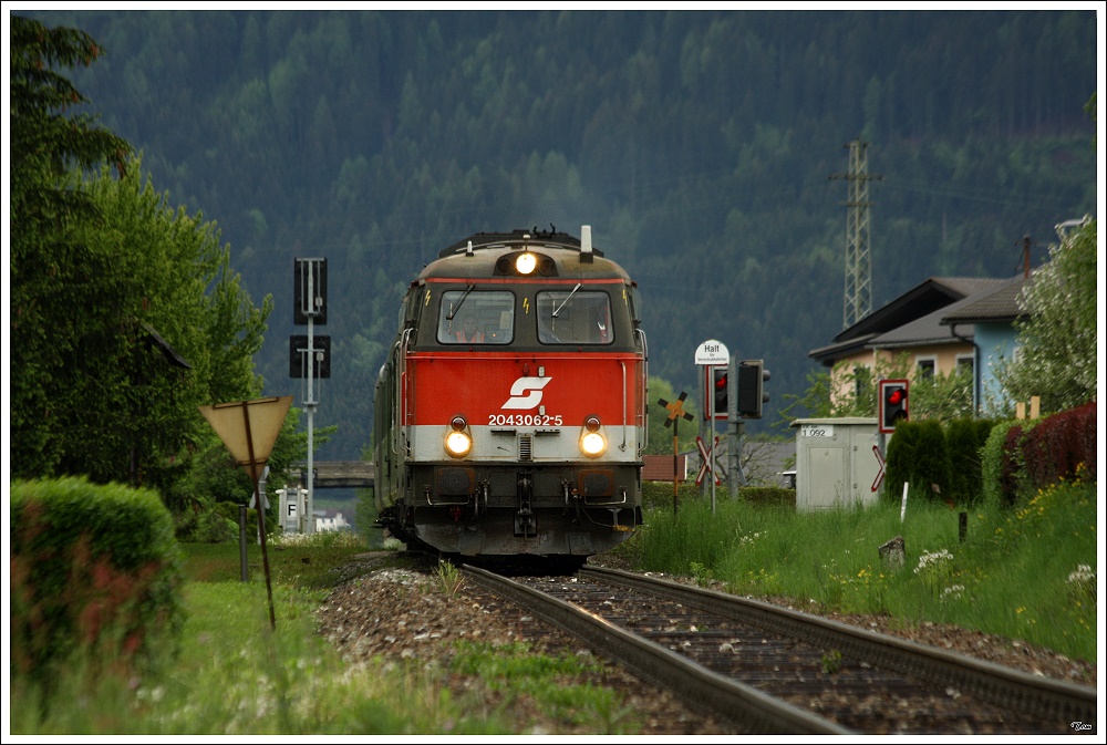 2043 062 fhrt SDZ 16183 von Pls nach Knittelfeld.Anlass fr diese Pendelfahrt war das Andampfen 2010 in Knittelfeld. 
Zeltweg 15.05.2010