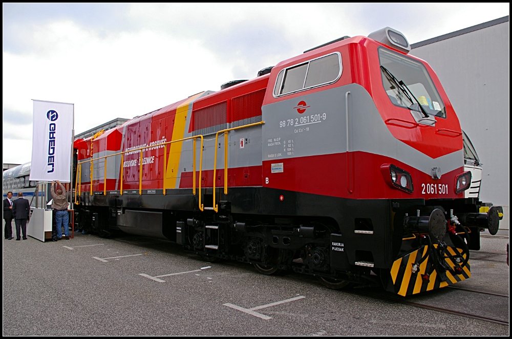 2061 501-5 des Kroatischen Herstellers Gredelj ist eine neu designte und remotorisierte EMD G16. brig blieb nur das Bremssystem von Westinghouse (NVR-Nummer 98 78 2061 501-9, Co'Co'-18, INNOTRANS 2010, gesehen Berlin 21.09.2010)