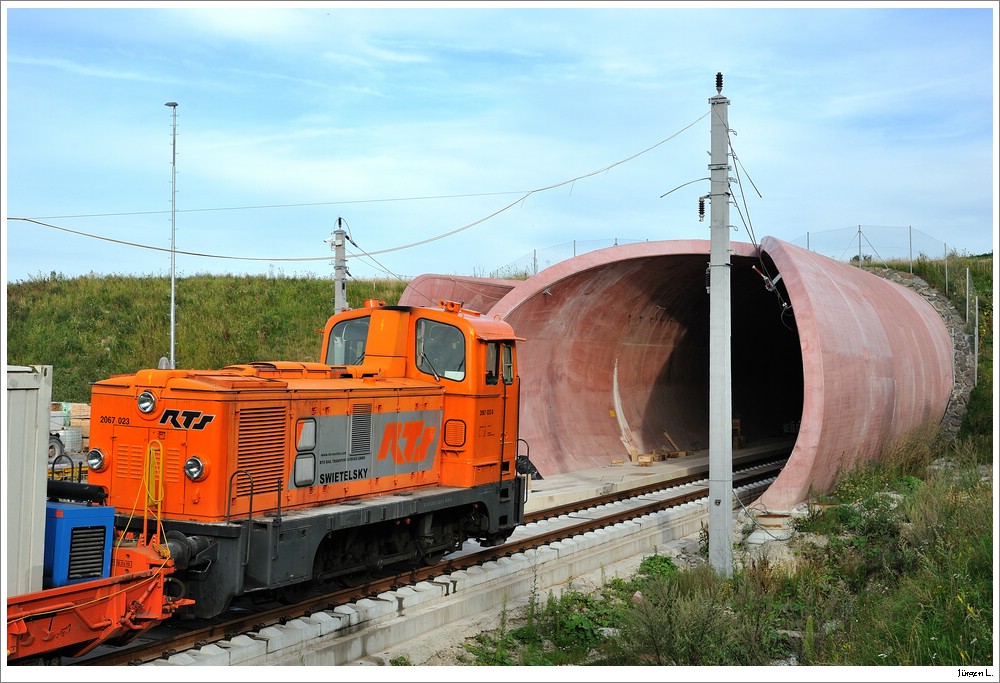 2067.023 (A-RTS) plus 2x Saadkms (D-RTS) am Westportal des neuen Wienerwaldtunnels (NBS Wien-Tullnerfeld-St.Plten); 14.8.2011