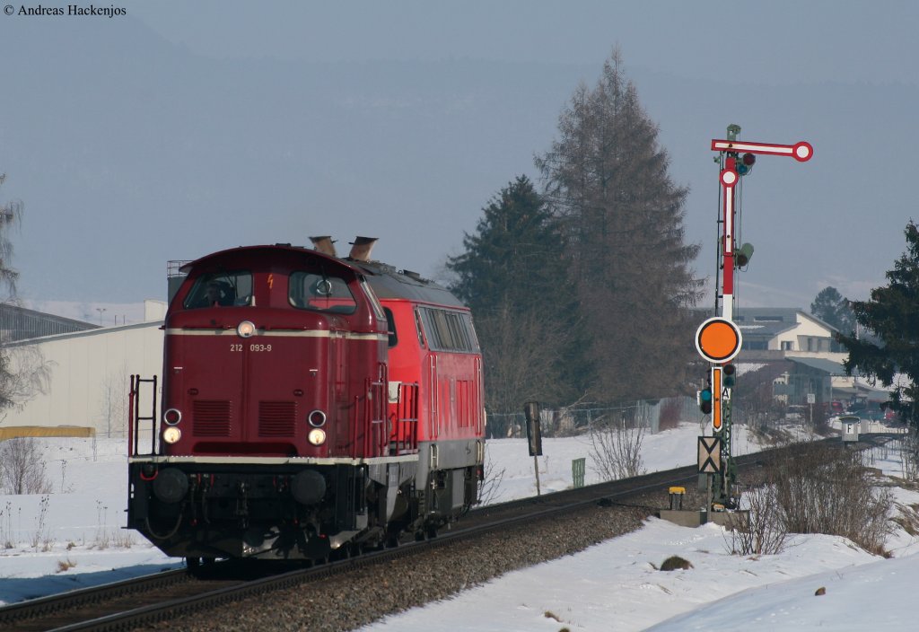 212 093-8 von DB Fahrwegdienste mit 218 249-1 im Schlepp als *** (Schaffhausen-Haltingen(? )) am Esig Neunkirch 16.2.10
