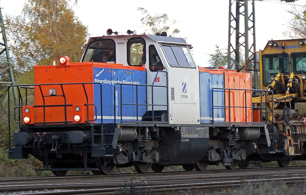 212 132-5 der NBE , aufgenommen am 06.11.2009 in Gremberg