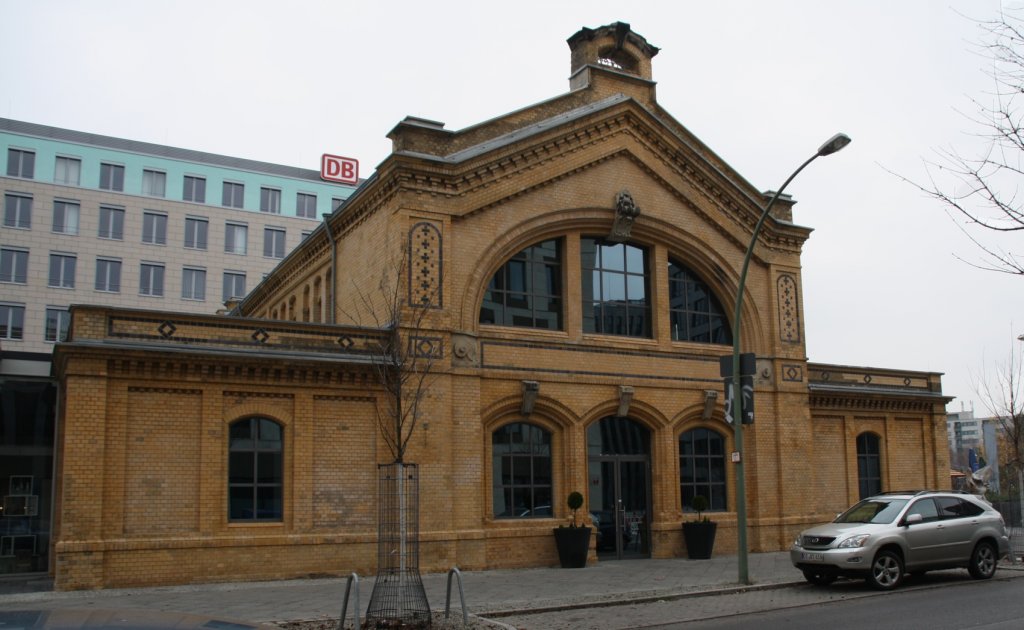 2.12.2012 Empfangsgebude der Stettiner Vorortbahnhofs - jetzt EventLocation.