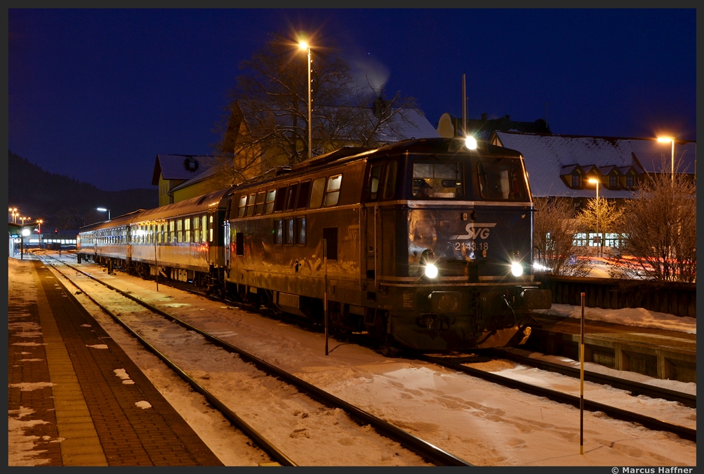 2143.18 der SVG steht mit einem Alex am Morgen des 23. Januar 2013 in Immenstadt im Allgu abfahrbereit Richtung Oberstdorf.