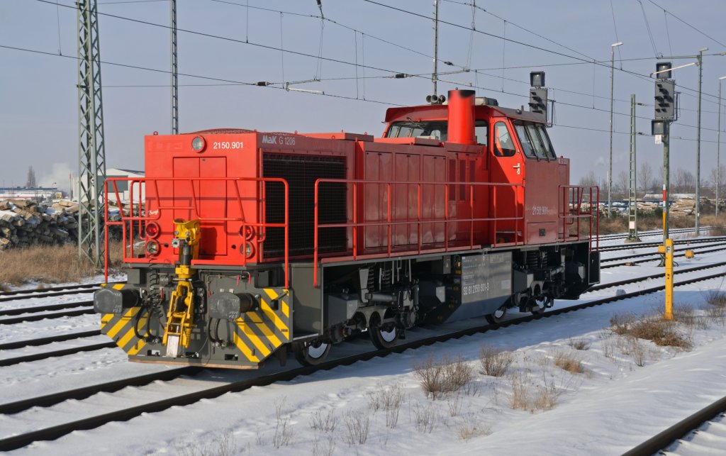 2150.901 erreichte am 12.02.12 Bitterfeld. Wenig spter verschwand sie im Gelnde der RBB.