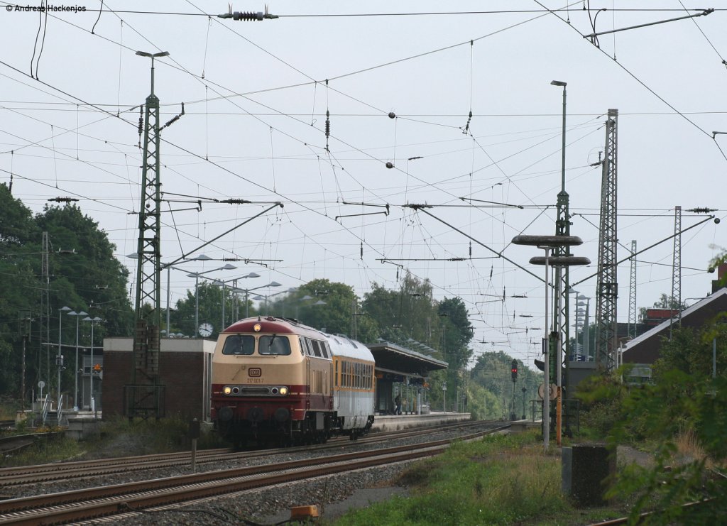 217 001-7 mit Messwagen gen Norden in Verden (Aller) 18.8.10