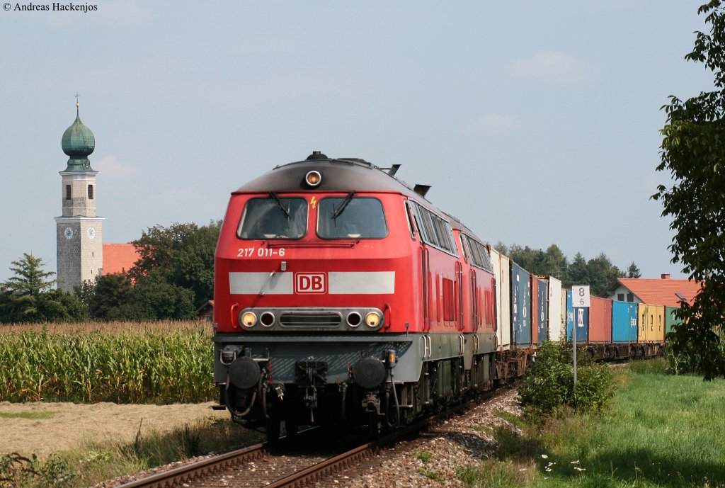 217 011-6 , 225 805-1 und 217 014-0 (Zugschluss) mit dem 50536 (Burghausen Wackerwerk-Mhldorf(Oberbay)) bei Heilligenstatt 28.8.09