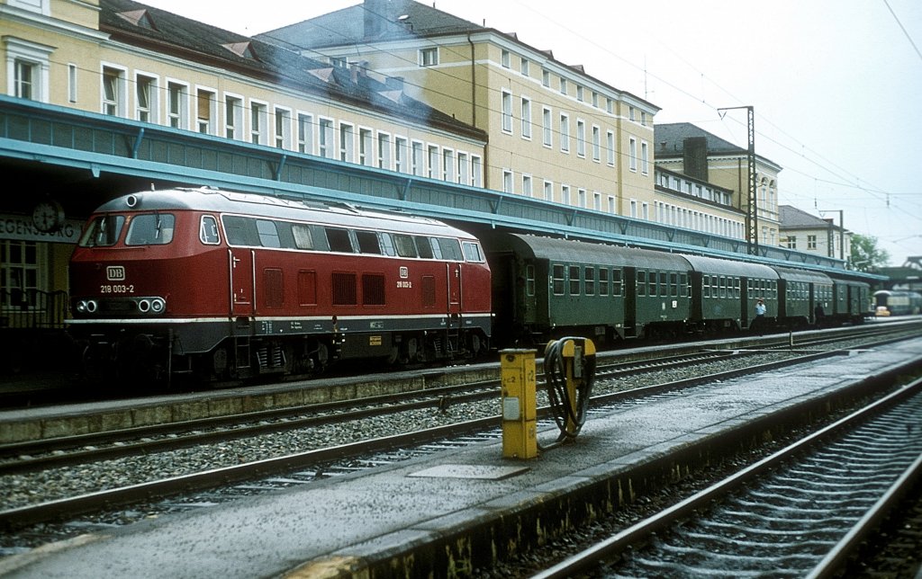 218 003  Regensburg Hbf  29.05.80