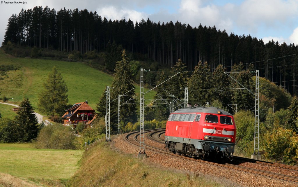 218 139-4 als Tfzf 93570 (Karlsruhe Hbf-Radolfzell) bei St.Georgen 9.10.11